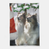Ruwe Collies ontmoeten Kerstmis Theedoek (Verticaal)