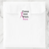 Ruwe mannen draag roze ronde sticker (Tas)