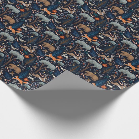 Ruwe waterverf bosdieren bomen Kerstmis Cadeaupapier (Hoek)