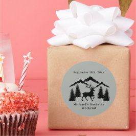 Ruwgrijze bokjacht vrijgezellenweekend ronde sticker