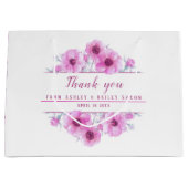 Ruwroze bloemen dank je grote cadeautas (Voorkant)