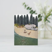 RV Camper in het bos aan het water Briefkaart (Staand voorkant)