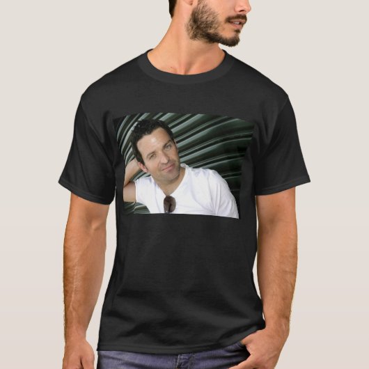 Ryan Kelly Music - Basic Tshirt Black - Green (Voorkant)