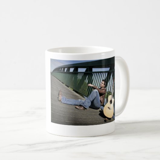 Ryan Kelly Music - Mok - Guitar (Voorkant rechts)