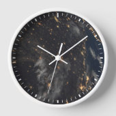 's Avonds licht de stad op de planeet aarde (Voorkant)