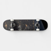 's Avonds licht de stad op de planeet aarde Persoonlijk Skateboard (Horizontaal)