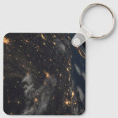 's Avonds licht de stad op de planeet aarde Sleutelhanger (Achterkant)