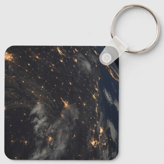 's Avonds licht de stad op de planeet aarde Sleutelhanger (Achterkant)