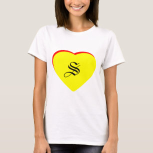 "S" Hart Geel Rood Bruiloftsuitnodiging Het MUSEUM T-shirt