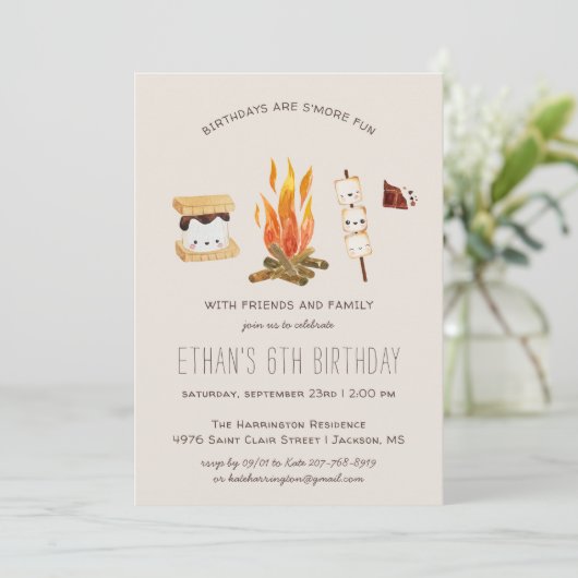 S is leuker | Camping Verjaardag Uitnodiging (Staand voorkant)