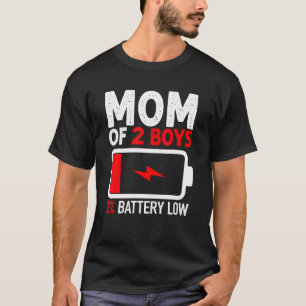 S Moeder van 2 Jongens 2 Batterij Laag Moederdag M T-shirt