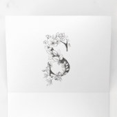 'S' Monogram mooi gebottelde Florale bruiloft Drieluik Uitnodiging (Binnenzijde eerst)