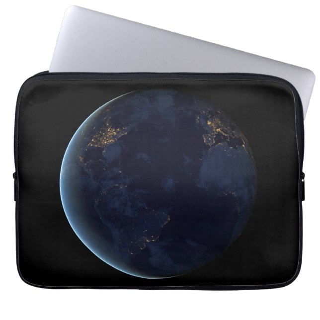 's Nachts licht de stad van de aarde Laptop Sleeve (Voorkant)
