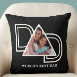 's Werelds Beste Papa Custom Foto Zwart Vaderdag Kussen<br><div class="desc">'s Werelds beste papa fotokussen is versierd met het woord DAD in witte typografie op een zwarte achtergrond. Gemakkelijk aan te passen met uw foto. Maakt een perfect Vaderdag cadeau.</div>