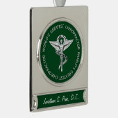 's Werelds grootste gepersonaliseerde chiropractor Verzilverd Banner Ornament (Rechts)