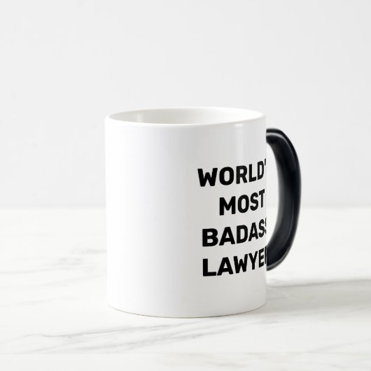 's Werelds meest Badass-advocatenkoffiekoffie-Mok Magische Mok (Voorkant rechts)