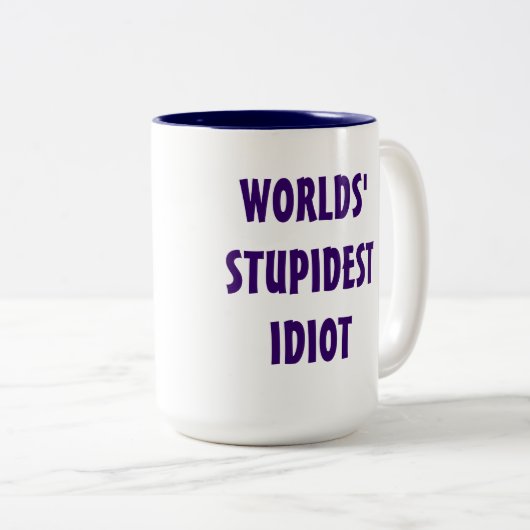 's Werelds meest stoutste Idiotse Mok (Voorkant rechts)