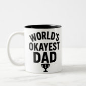 's Werelds Okayest Dad Funny Vaderdag Tweekleurige Koffiemok (Links)