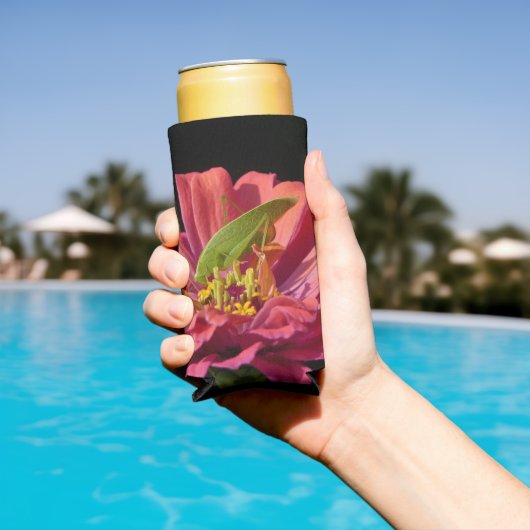 Sabelsprinkhaan op Zinnia Seltzer Blikjeskoeler (Insitu Zwembad)