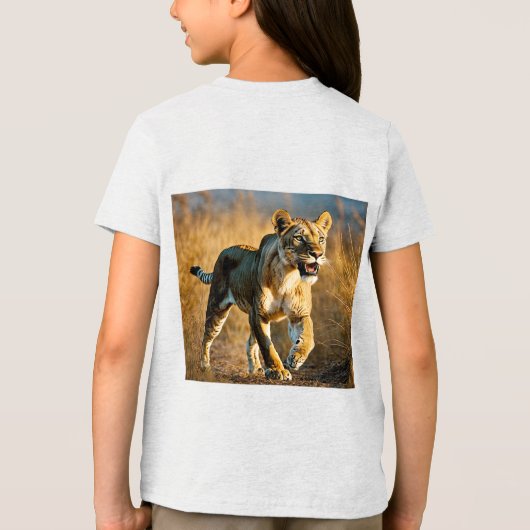 Sabre-Toothed Spotted Lioness Ambush – Predator vs Tri-Blend Shirt (Achterkant)