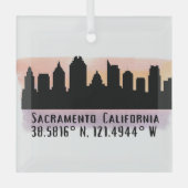 Sacramento CA City Skyline Glass Ornament (Voorkant)