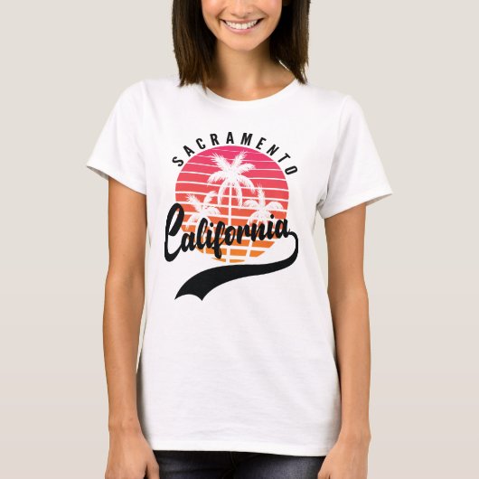 Sacramento, California Sunset Women's T-Shirt (Voorkant)
