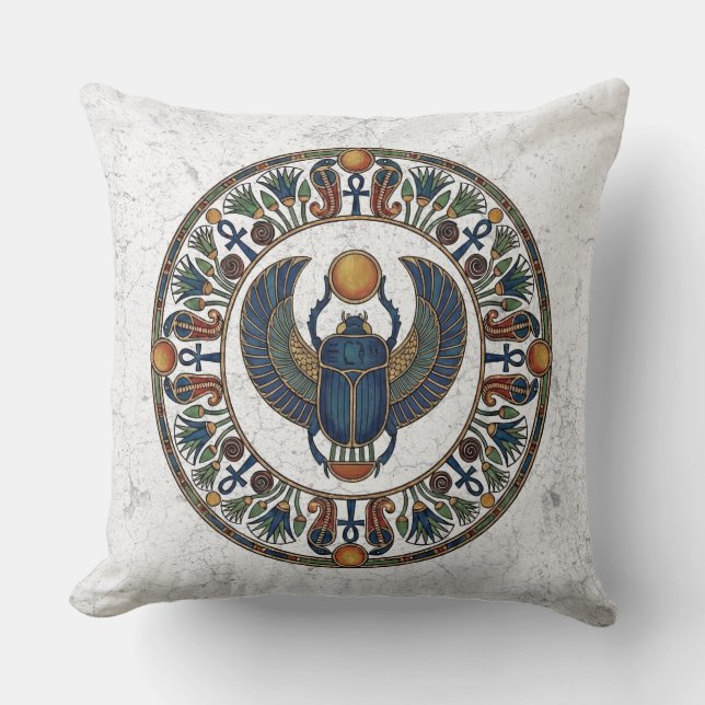 Sacred Scarab of Khepri: Symbol of Rebirth Kussen (Voorkant)