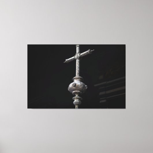 Sacred Silver: Ornate Processional Cross Canvas Afdruk (Voorkant)