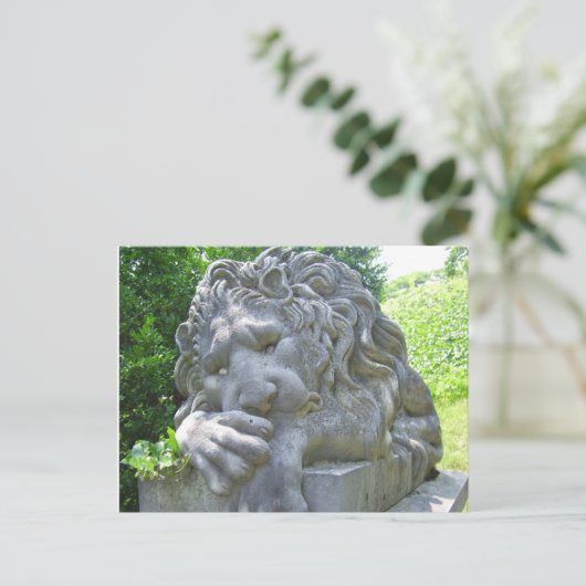 Sad Lion Briefkaart (Staand voorkant)