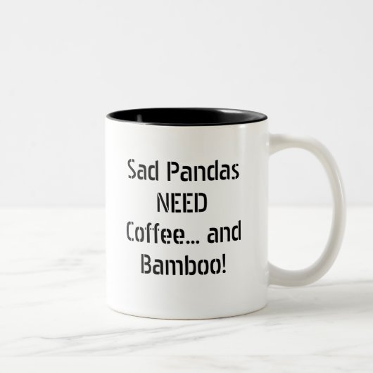 Sad Pandas heeft koffie nodig... en Bamboo! Tweekleurige Koffiemok (Rechts)