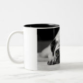Sad Pug Tweekleurige Koffiemok (Links)