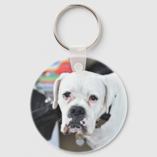 Sad White Boxer Sleutelhanger (Voorkant)