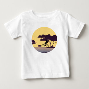 Safari fietstocht bij zonsondergang - fietser en o