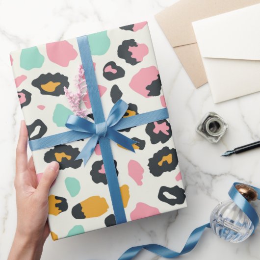 Safari Roze Pastel Luipaard Vlekken Cadeaupapier (Geschenken)