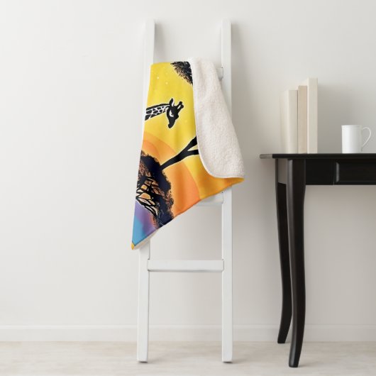 Safari Sunset: Giraffe's Embrace Sherpa Deken (In situ)