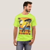 Safari Sunset: Giraffe's Embrace T-shirt (Voorkant volledig)
