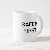 Safety Dan "Safety First" koffiebeker Grote Koffiekop (Voorkant rechts)