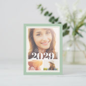 Sage and Gold 3 Foto Graduparty Invitation Aankondigingskaart (Staand voorkant)