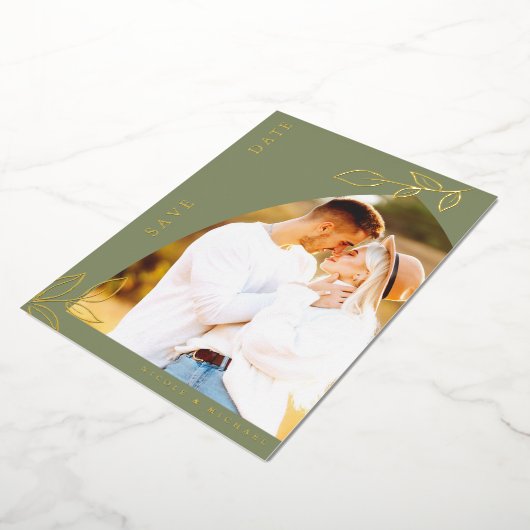 Sage Arch Gold Foil Leaf Save the Date Kaart (Gedraaid)