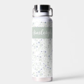 Sage Blau Waterverf Wilde Bloem Monogram Naam Waterfles (Achterkant)