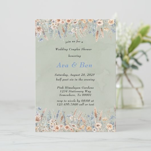 Sage Dusty Blauwe wilde bloemen Trouwkoppels Douch Kaart (Staand voorkant)