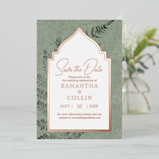 Sage Evergreen Fern Botanical Bewaar de datum Folie Uitnodiging (Staand Voorkant)
