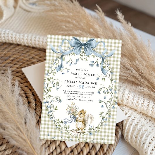 Sage Gingham Woodland Squirrel Baby Shower Kaart