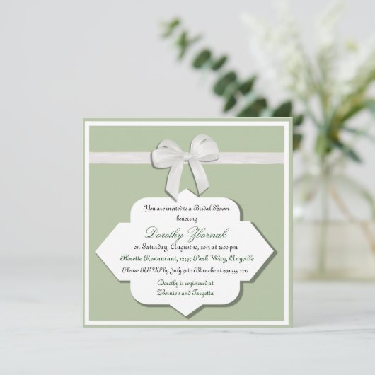 Sage Green and White Bow Bridal Shower Invitation Kaart (Staand voorkant)