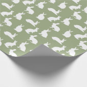 Sage Green And White Bunny Pattern Cute Easter Cadeaupapier (Hoek)