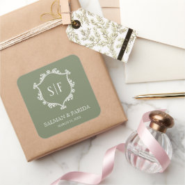 Sage Green and White Crest Monogram Wedding Vierkante Sticker