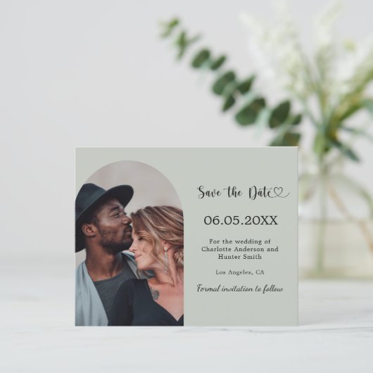 Sage green arch photo wedding Save the Date card (Staand voorkant)