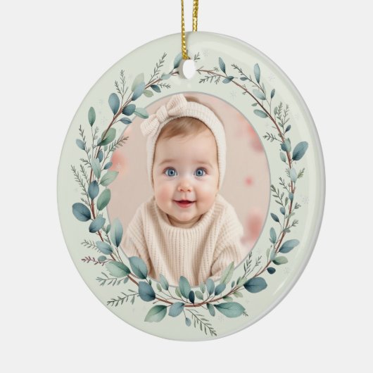 Sage Green Baby First Christmas Photo Keramisch Ornament (Links)