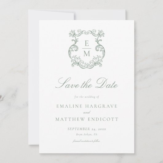 Sage Green  Barok Monogram Crest Wedding Save The Date (Voorkant)