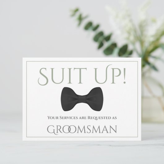 Sage Green Be My Groomsman Fun Bow Stropdas Kaart (Staand voorkant)